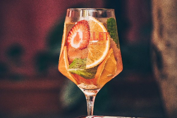 Lillet Spritz
