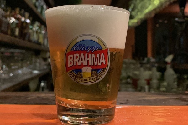Garotinho Brahma claro